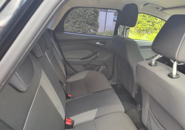 Ford Focus cena 23900 przebieg: 185000, rok produkcji 2014 z Szczecin małe 254